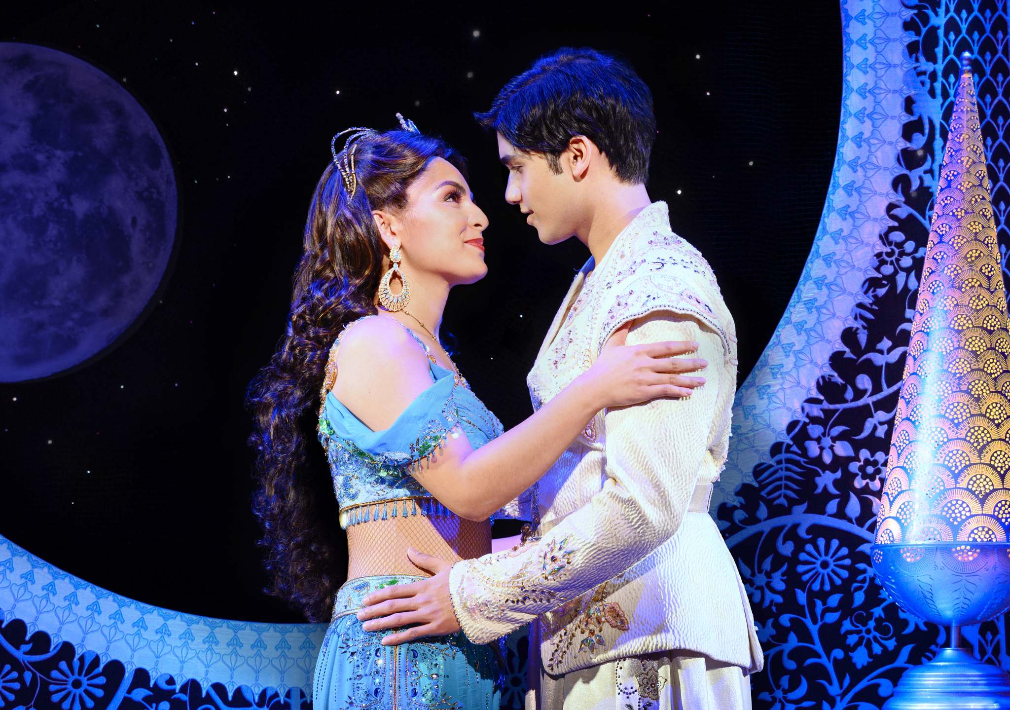 Theatre Review: Disney’s “Aladdin” a divine, beatific, magical ...